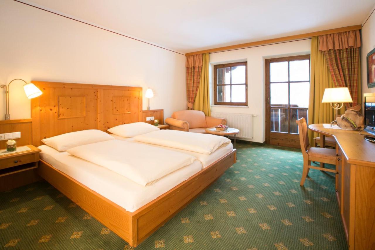 Alpenrast Tyrol Hotel Mils bei Imst Luaran gambar