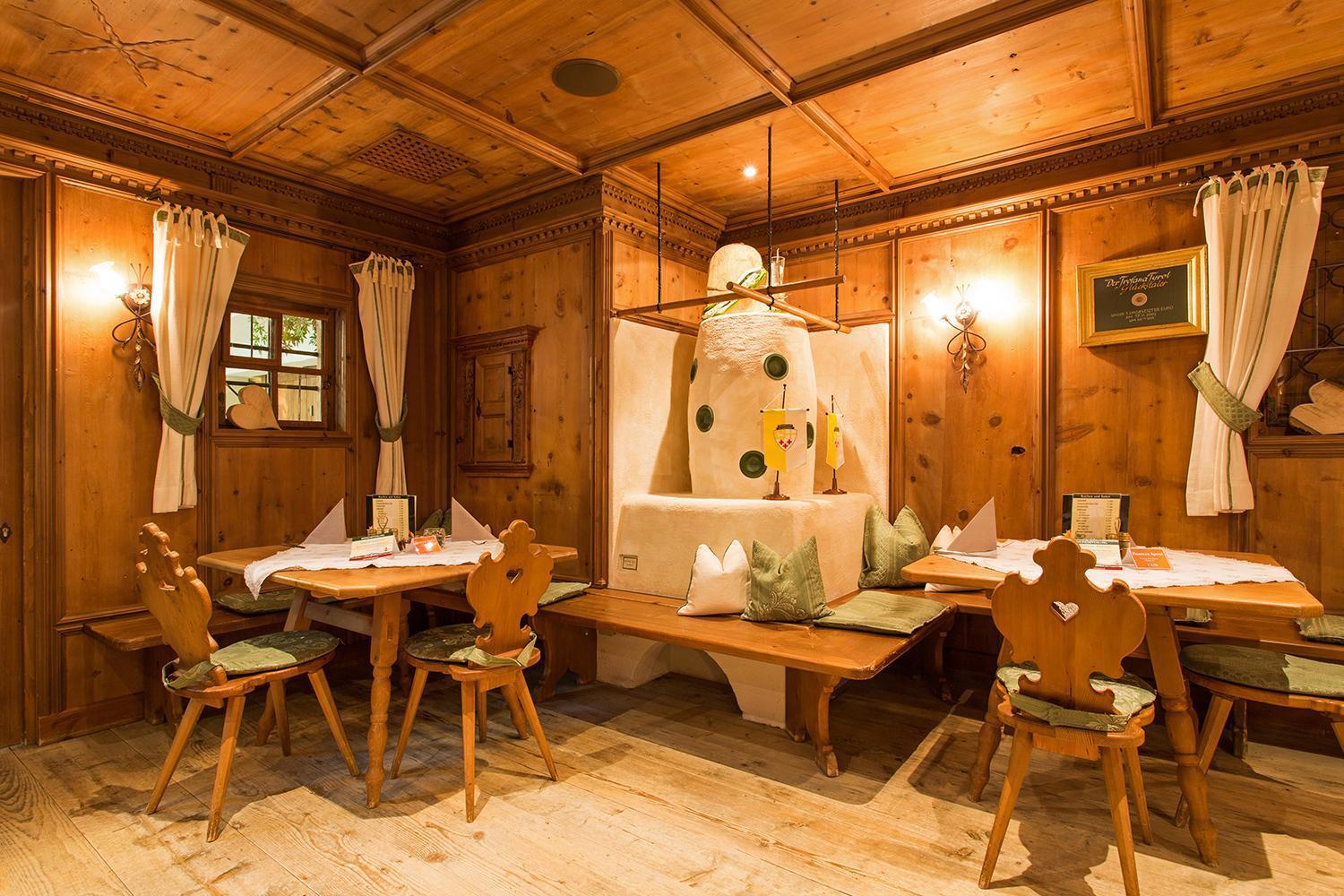 Alpenrast Tyrol Hotel Mils bei Imst Luaran gambar