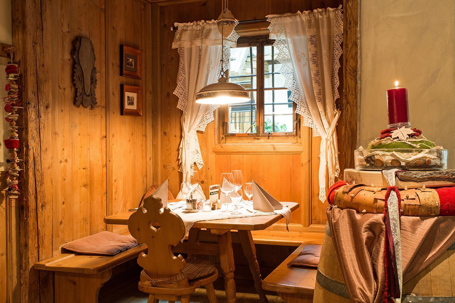 Alpenrast Tyrol Hotel Mils bei Imst Luaran gambar